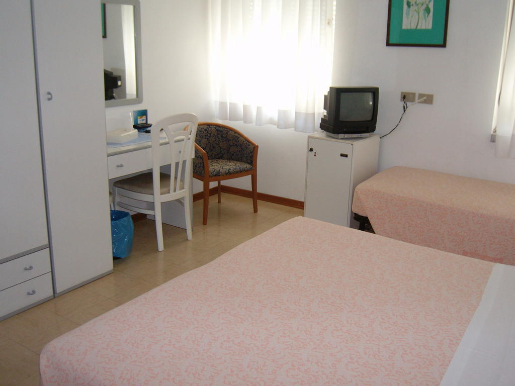 Hotel Villa Carla Grado Room photo