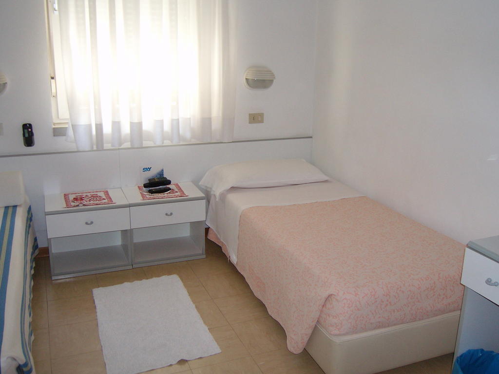 Hotel Villa Carla Grado Room photo